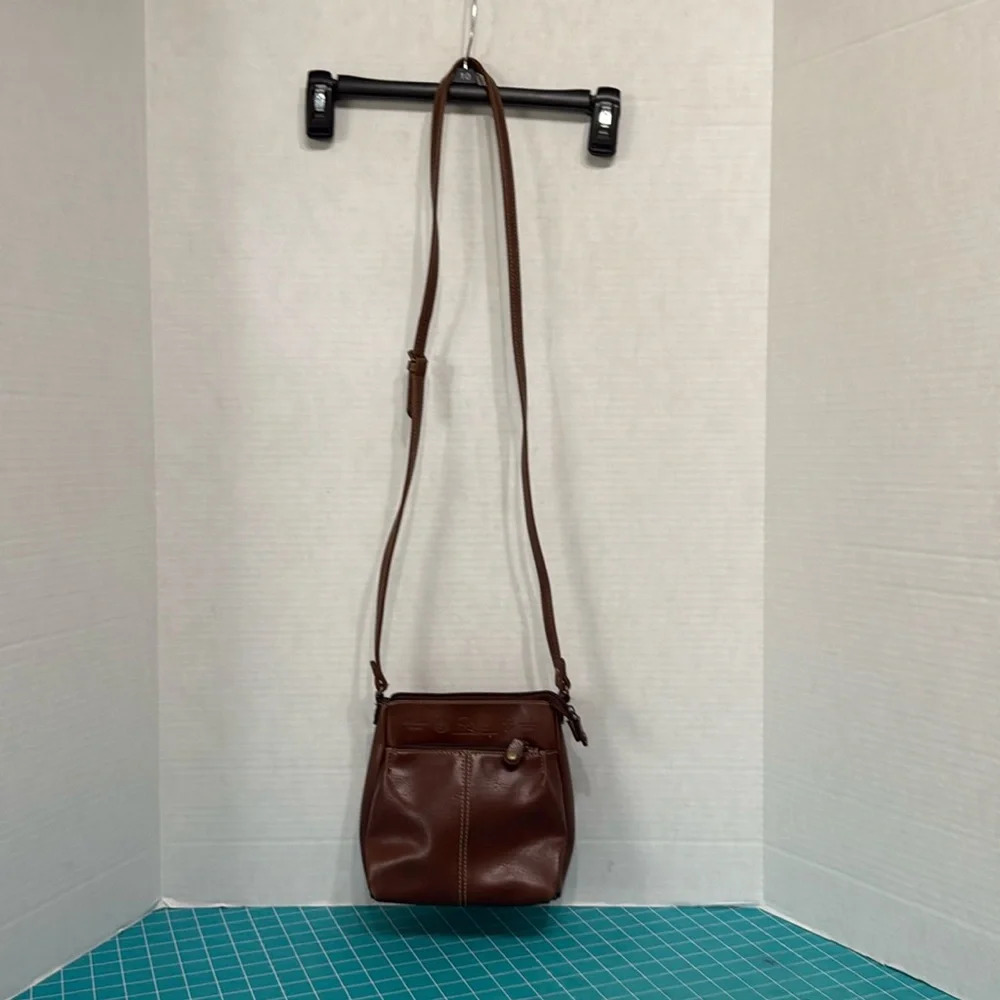Relic Small Brown Leather Crossbody Adjustable Strap Bag 7x4x7